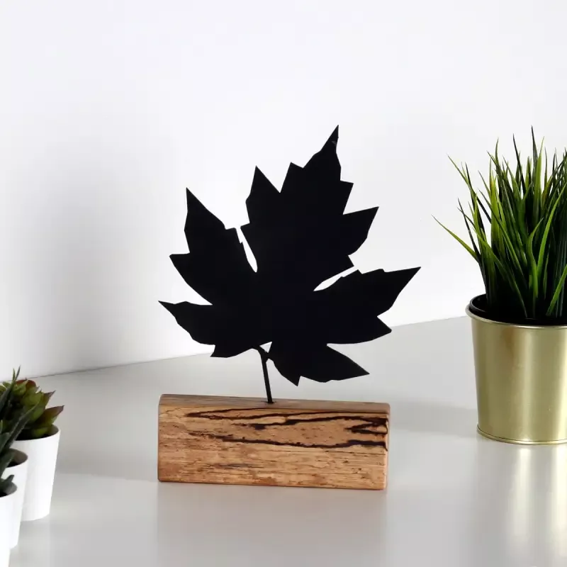 Skulpturë Maple-Black